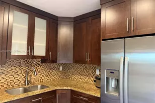 421 Swallow Dr, Miami Springs, FL 33166 - Photo 7