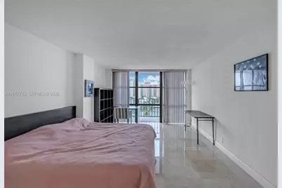 800 Parkview Dr #906, Hallandale Beach, FL 33009 - Photo 19