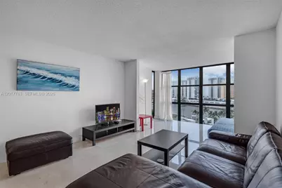 800 Parkview Dr #906, Hallandale Beach, FL 33009 - Photo 15