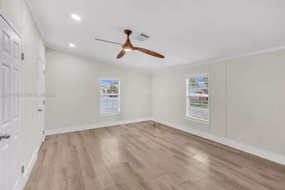 730 NW 217th Ter, Pembroke Pines, FL 33029 - Photo 11