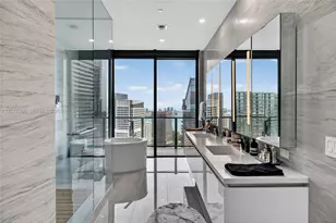 88 SW 7th St, Miami, FL 33130 - Photo 23