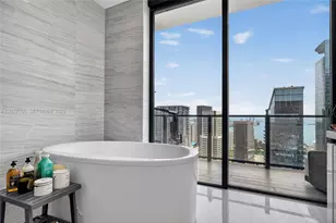 88 SW 7th St, Miami, FL 33130 - Photo 27