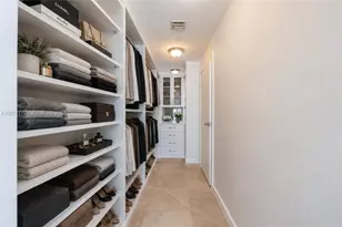 900 Biscayne Blvd, Miami, FL 33132 - Photo 9