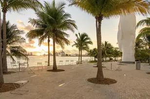 900 Biscayne Blvd, Miami, FL 33132 - Photo 35