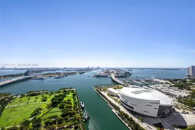 900 Biscayne Blvd #4205, Miami, FL 33132 - Photo 13