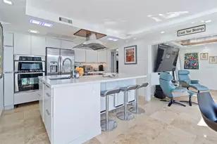 6616 E Miami Lakes Dr E, Miami Lakes, FL 33014 - Photo 17
