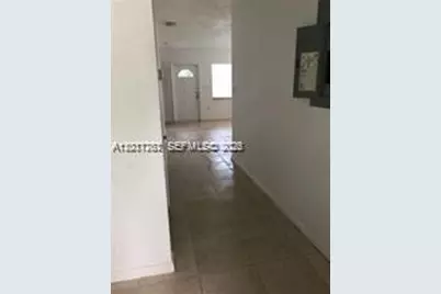 700 NW 19th Ter, Fort Lauderdale, FL 33311 - Photo 7