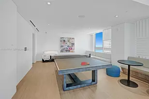 227 NE 2nd St, Miami, FL 33132 - Photo 11