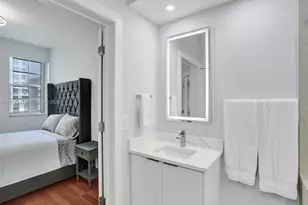 3245 NE 184th St, Aventura, FL 33160 - Photo 11