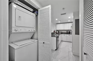2740 SW 28th Terrace, Miami, FL 33133 - Photo 9