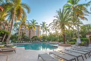 19601 E Country Club Dr, Aventura, FL 33180 - Photo 27