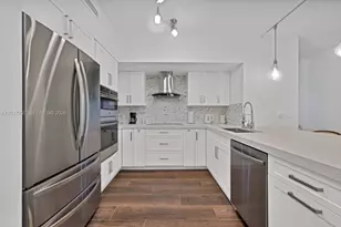 19601 E Country Club Dr, Aventura, FL 33180 - Photo 15