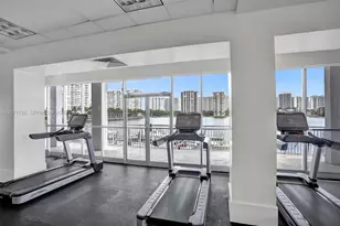 18041 Biscayne Blvd, Aventura, FL 33160 - Photo 25