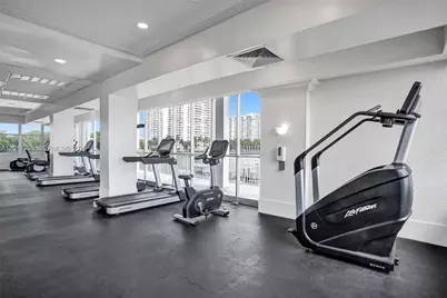 18041 Biscayne Blvd #1804, Aventura, FL 33160 - Photo 23