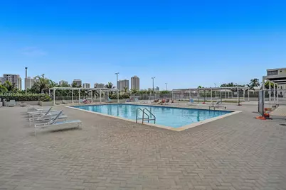 18041 Biscayne Blvd #1804, Aventura, FL 33160 - Photo 11