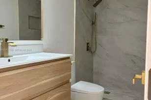 19390 Collins Ave, Sunny Isles Beach, FL 33160 - Photo 5