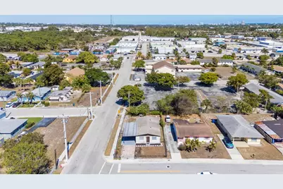 1296 W 36th St, Riviera Beach, FL 33404 - Photo 3