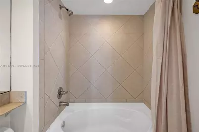335 S Biscayne Blvd #2706, Miami, FL 33131 - Photo 5
