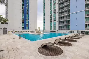 335 S Biscayne Blvd, Miami, FL 33131 - Photo 23