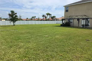 831 Bent Creek Dr, Fort Pierce, FL 34947 - Photo 17