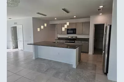 831 Bent Creek Dr, Fort Pierce, FL 34947 - Photo 1