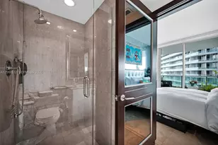 1331 Brickell Bay Dr, Miami, FL 33131 - Photo 29