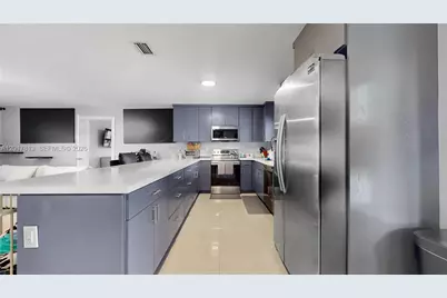 12535 SW 31st Ter, Miami, FL 33175 - Photo 9