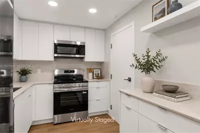 90 Edgewater Dr #525, Coral Gables, FL 33133 - Photo 11