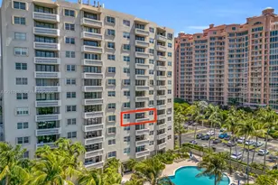 90 Edgewater Dr, Coral Gables, FL 33133 - Photo 33