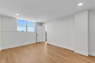 90 Edgewater Dr, Coral Gables, FL 33133 - Photo 15