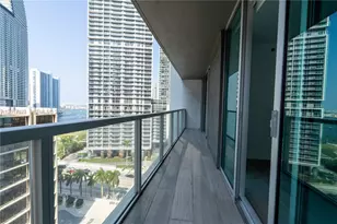 500 Brickell Ave, Miami, FL 33131 - Photo 21