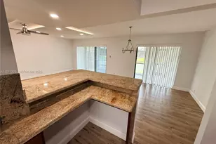 9717 N New River Canal Rd, Plantation, FL 33324 - Photo 13