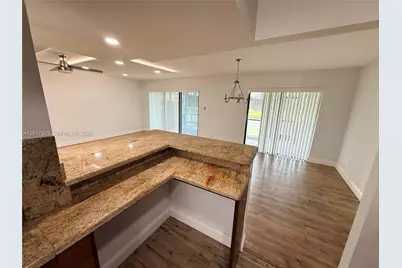 9717 N New River Canal Rd. #406, Plantation, FL 33324 - Photo 11