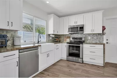 1301 Hollywood Blvd, Hollywood, FL 33019 - Photo 3