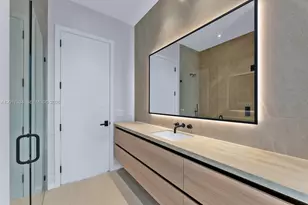 5890 SW 82nd St, South Miami, FL 33143 - Photo 15