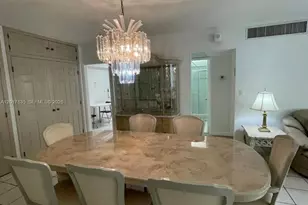 5005 Collins Ave, Miami Beach, FL 33140 - Photo 7