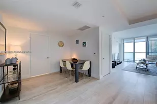 121 NE 34th St, Miami, FL 33137 - Photo 7