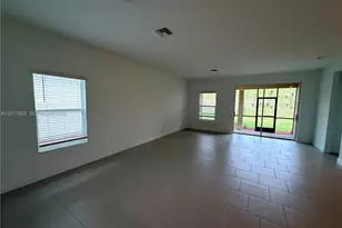 3917 Passion Vine Dr, Fort Myers, FL 33920 - Photo 11