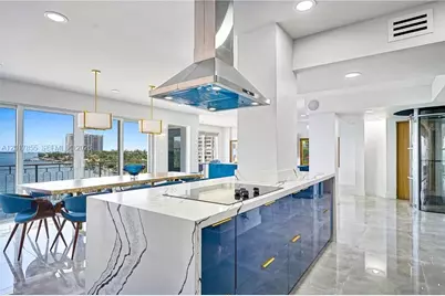 11111 Biscayne Blvd #7E, Miami, FL 33181 - Photo 1