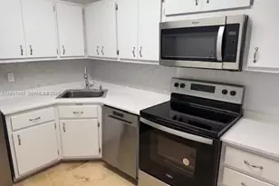9381 E Bay Harbor Dr, Bay Harbor Islands, FL 33154 - Photo 23