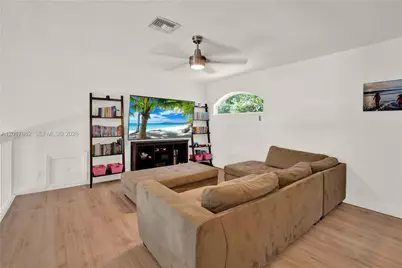 10851 London St, Cooper City, FL 33026 - Photo 31
