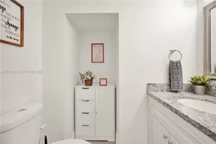 10851 London St, Cooper City, FL 33026 - Photo 45