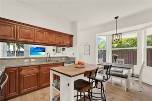 10851 London St, Cooper City, FL 33026 - Photo 17