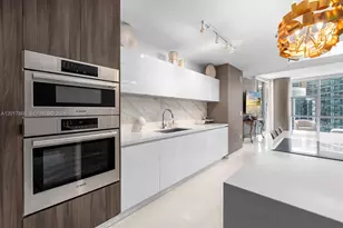851 NE 1st Ave, Miami, FL 33132 - Photo 33
