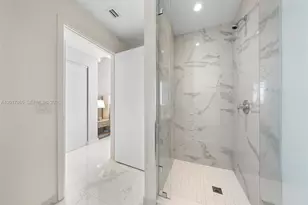 851 NE 1st Ave, Miami, FL 33132 - Photo 29