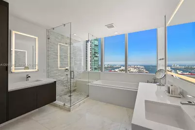 851 NE 1st Ave #3711, Miami, FL 33132 - Photo 13