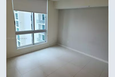 300 S Biscayne Blvd #T-3303, Miami, FL 33131 - Photo 3