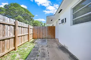 577 NW 90th St, El Portal, FL 33150 - Photo 19