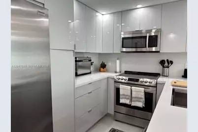 5401 Collins Ave #128, Miami Beach, FL 33140 - Photo 27