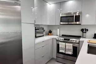 5401 Collins Ave, Miami Beach, FL 33140 - Photo 27